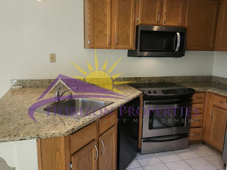 5226 Hemlock St #54 — Photo 6