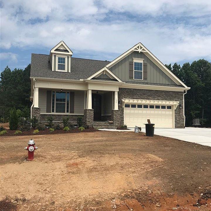 1st image of 180 Bonaventure Dr