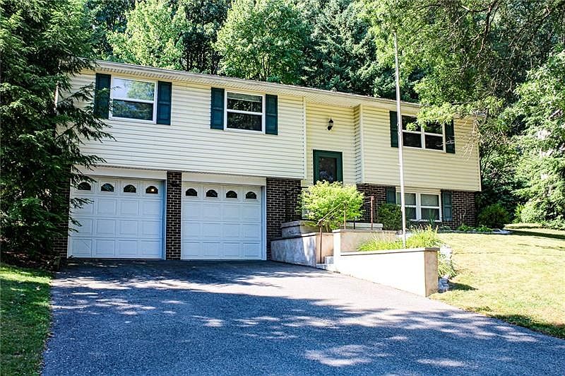1st image of 713 Skyview Dr