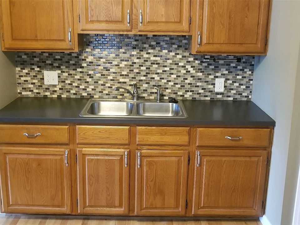 Modern Mosiac Backsplash in kitchen.