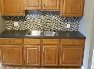 1260 E Dallas Ave, Madison Heights, MI 48071