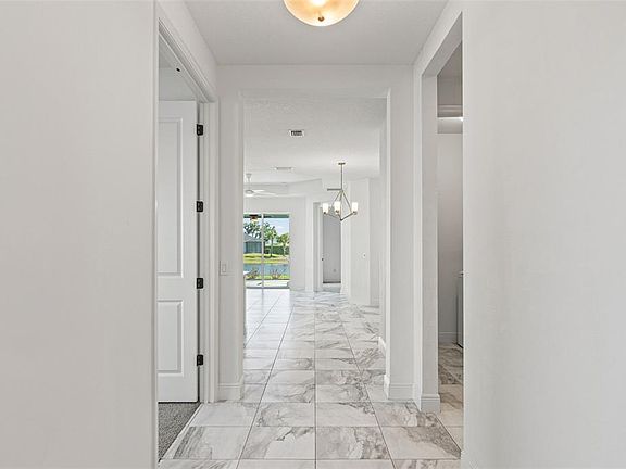 5th image of 14632 Barefoot Ln