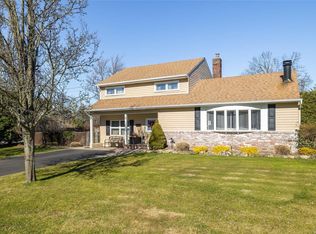 33 Marion Rd, Amityville, NY 11701