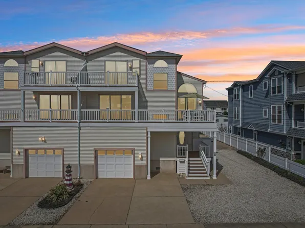 41 77th St #East, Sea Isle City, NJ 08243
