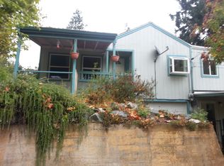 335 SW 5th Ave, Myrtle Creek, OR 97457