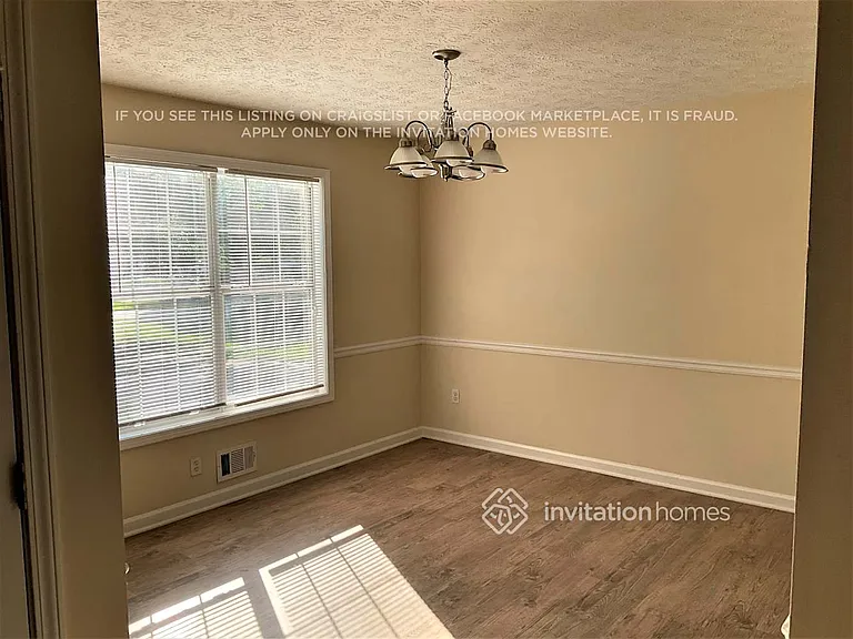 3848 Summer Leigh Ct — Photo 11