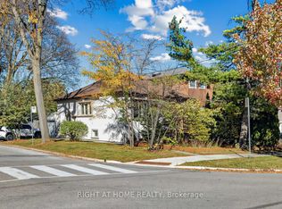 44 Connaught Ave, Toronto, ON M2M1G6