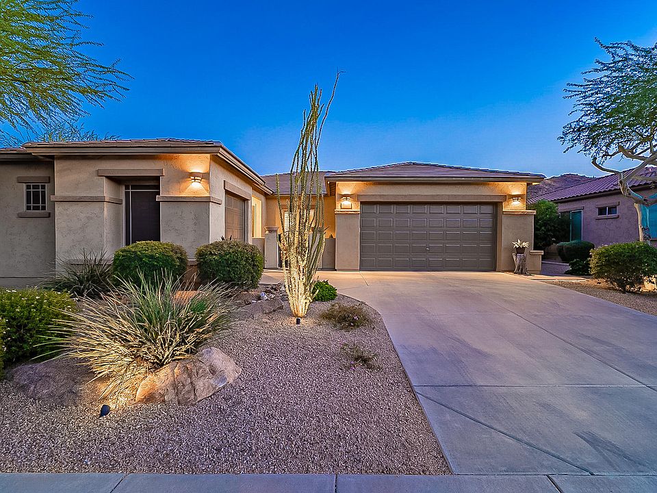 1st image of 8357 W Lariat Ln