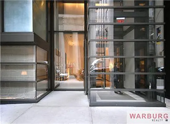 Sold by Warburg | media 5