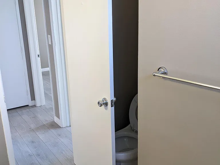 Second bathroom 3