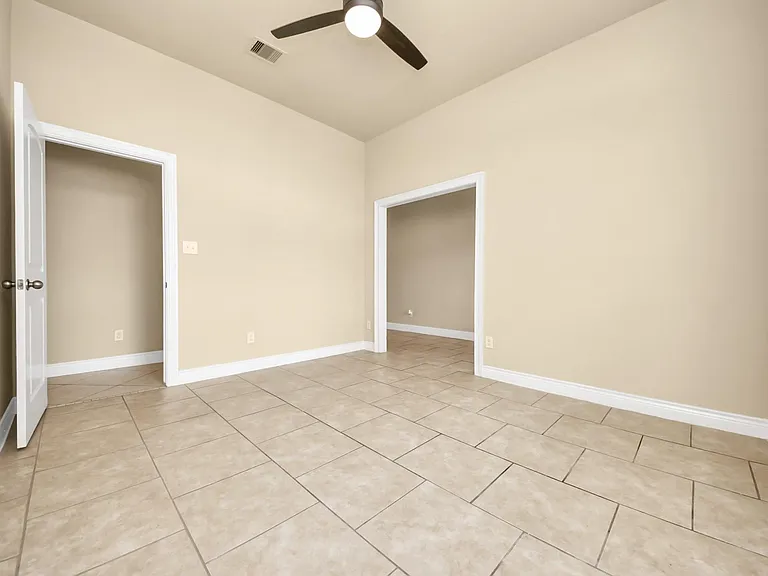5315 Troutline Ln — Photo 18