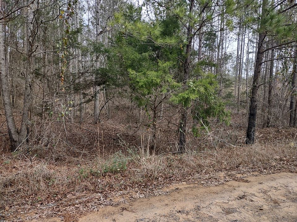 2nd image of 458 Harvey Cir