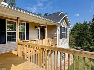 108 Shannon Ln, Leicester, NC 28748