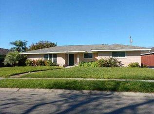 605 W Ligustrum Blvd, Robstown, TX 78380