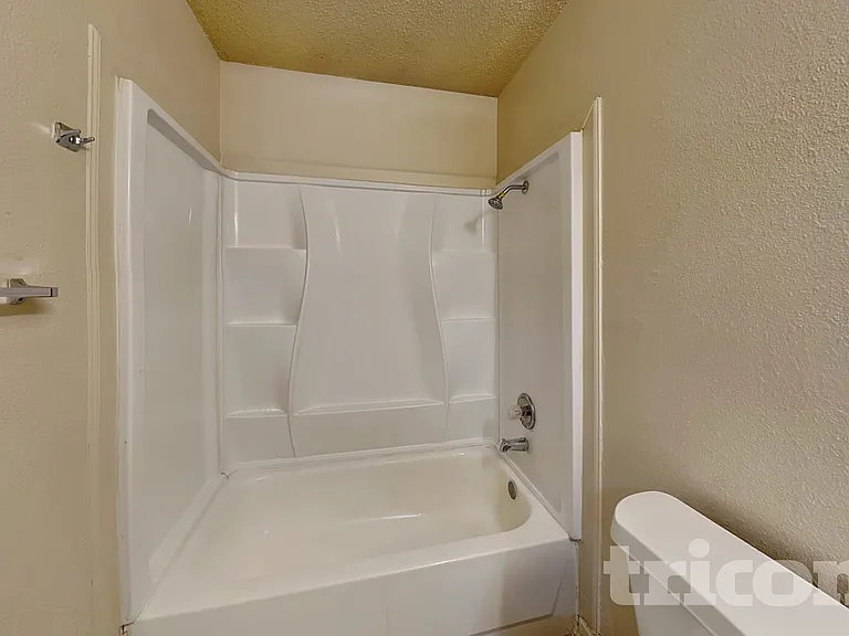 7511 Micron Dr — Photo 17