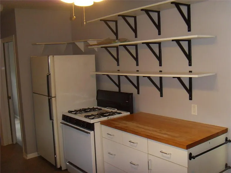 5506 Avenue G — Photo 11
