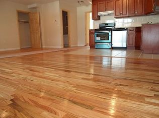 12-20 31st Dr #2E, Astoria, NY 11106