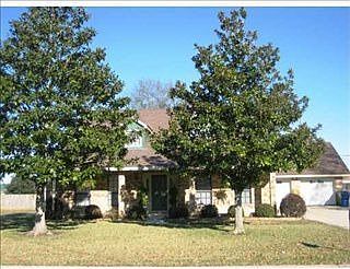 2nd image of 106 Thomas Coby Dr