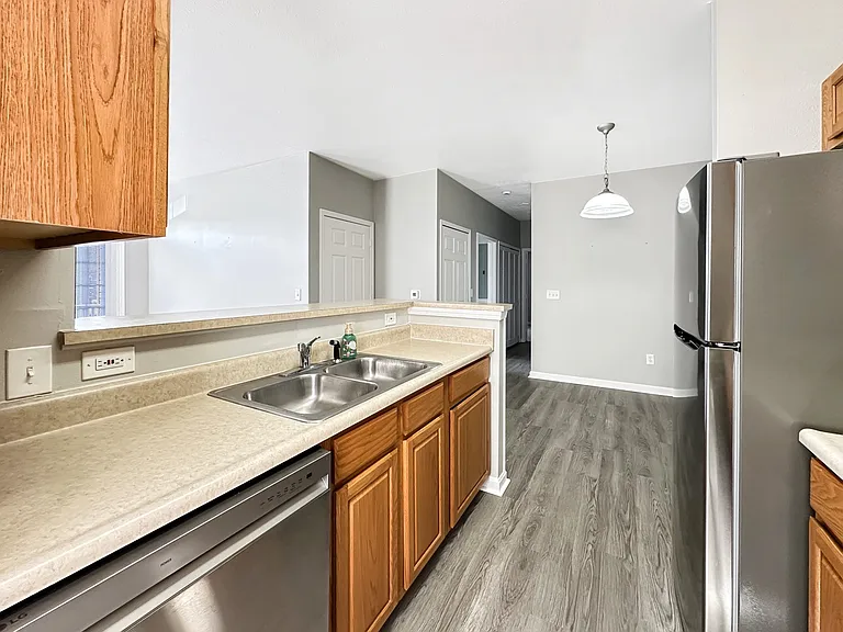 Beaver Creek Apartments — Photo 29