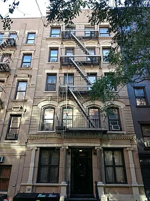 Rented by Bond New York | media 39