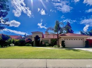 9101 Broad Oak Ave, Bakersfield, CA 93311