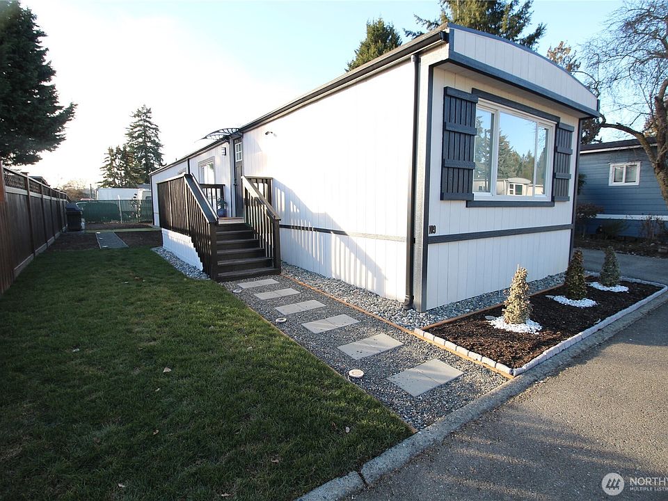 1st image of 401 37th Street SE #109