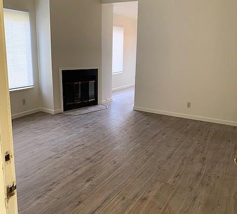 5th image of 1311 W Century Blvd APT 12