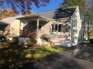 615 74th St, Niagara Falls, NY 14304