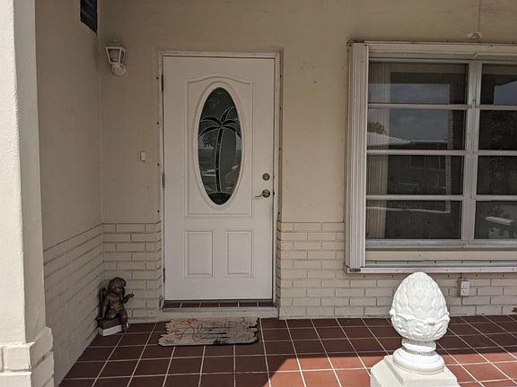 3rd image of 4709 NW 48th Ave