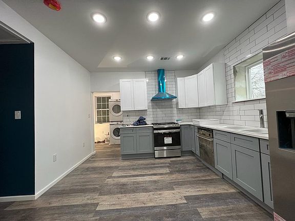 2nd image of 56 Irving St Floor 2