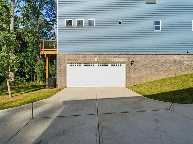 1670 Eagle Dr — Photo 56