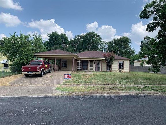 2nd image of 1509 Poage Ave #A