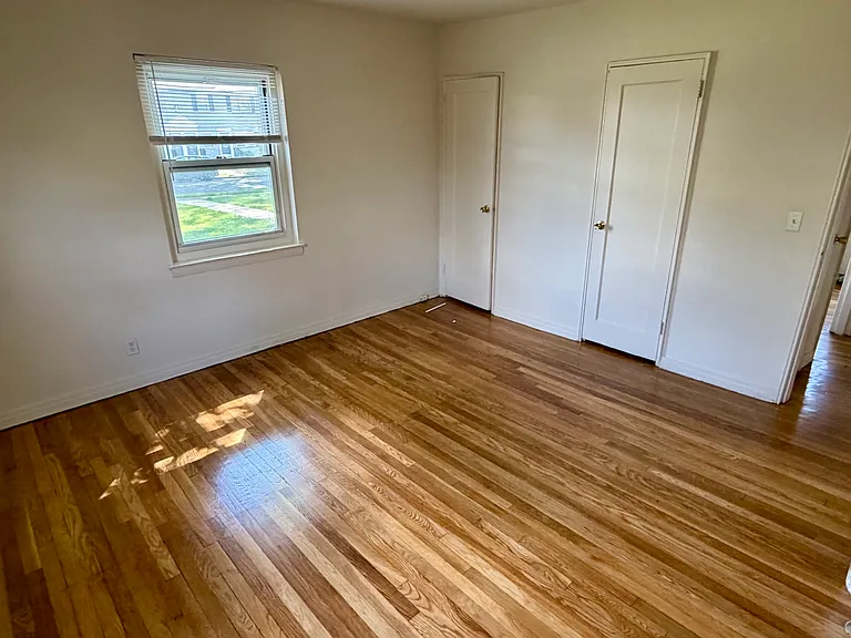 56 Elmwood Ter #A — Photo 7
