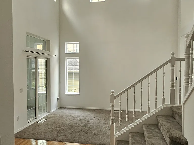 15303 NW Blakely Ln — Photo 1