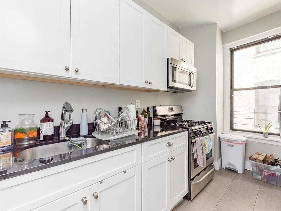1st image of 28-31 34th St #24