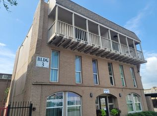 215 Post Office St APT 302, Galveston, TX 77550