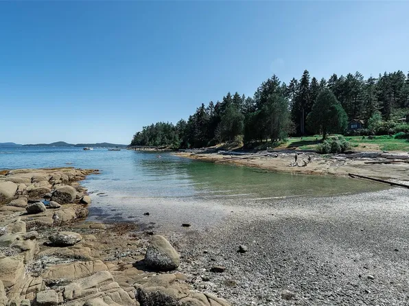 3415 Laguna Vista Rd, Cowichan Valley, BC V9G 1E6