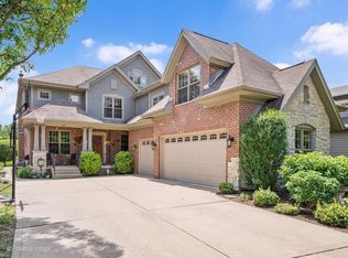 266 E South St, Elmhurst, IL 60126