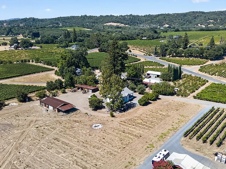4980 Dry Creek Rd — Photo 16