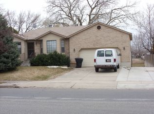 653 W 1300 N, Clinton, UT 84015