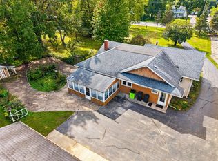 901 Stuart Rd, Racine, WI 53406