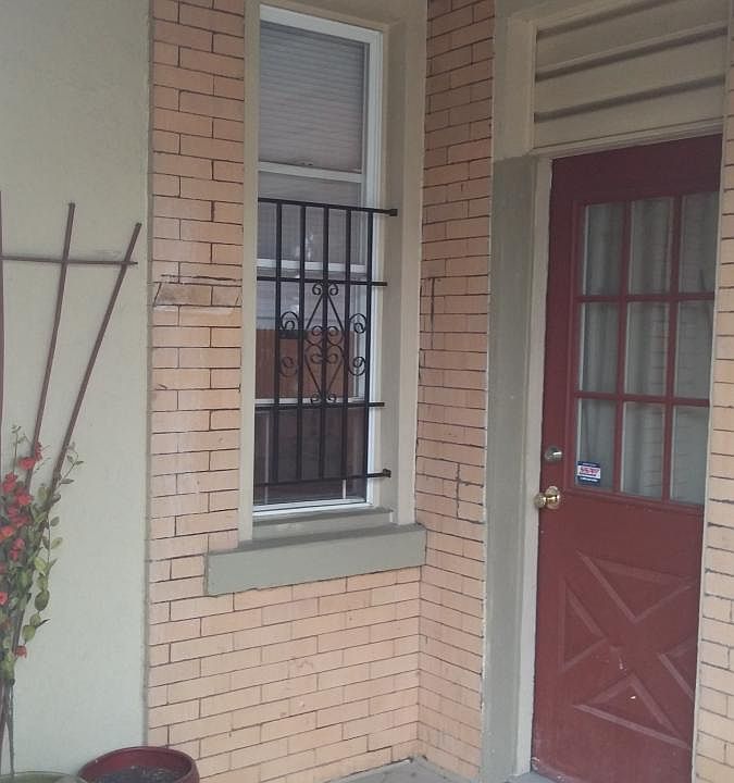 Private entrance and patio