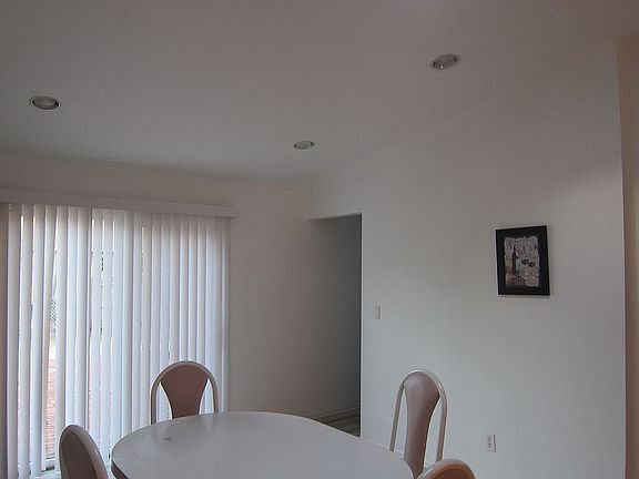 5th image of 229 E Mount Pleasant Ave