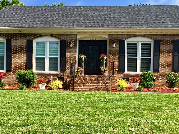 3rd image of 8535 Dunsinane Dr