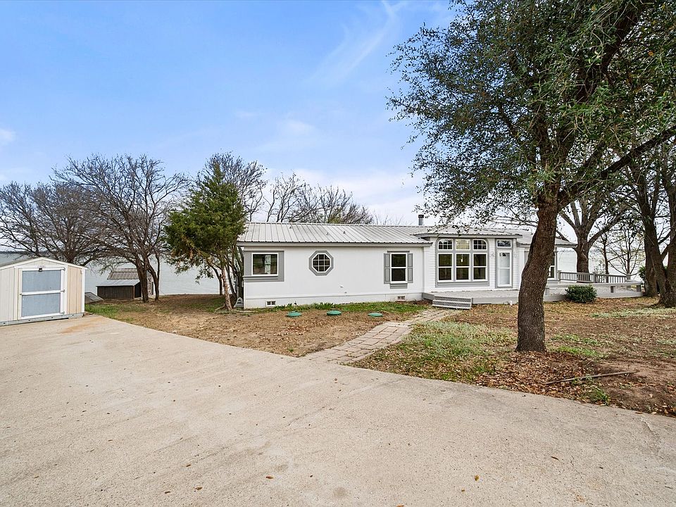 1st image of 412 SE County Road 3048c
