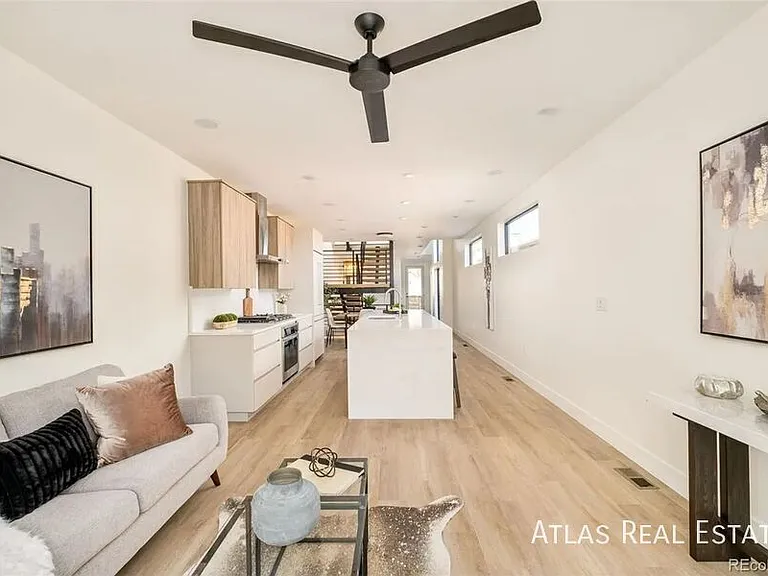 3416 Lawrence St — Photo 4