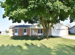 310 Eastern Star Dr, Middlebury, IN 46540