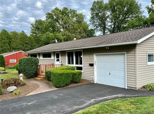 4592 Verplank Rd, Clay, NY 13041