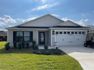 1750 Debellis Ln, Okahumpka, FL 34762