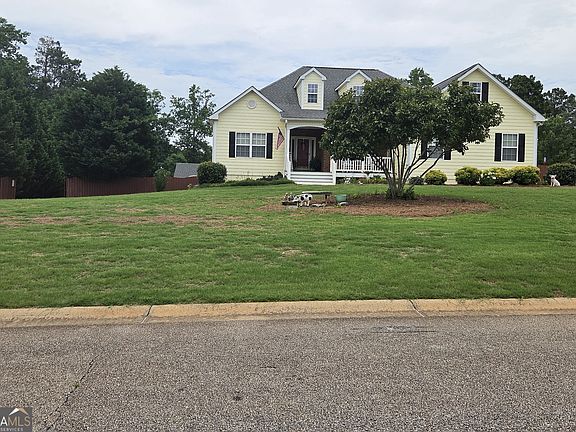 4th image of 250 Rock Mill Trl